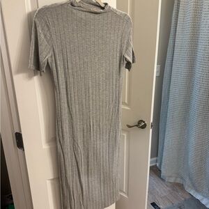 Forever 21 Gray Ribbed Midi Dress